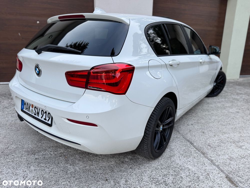 BMW Seria 1 120d Sport Line - 11