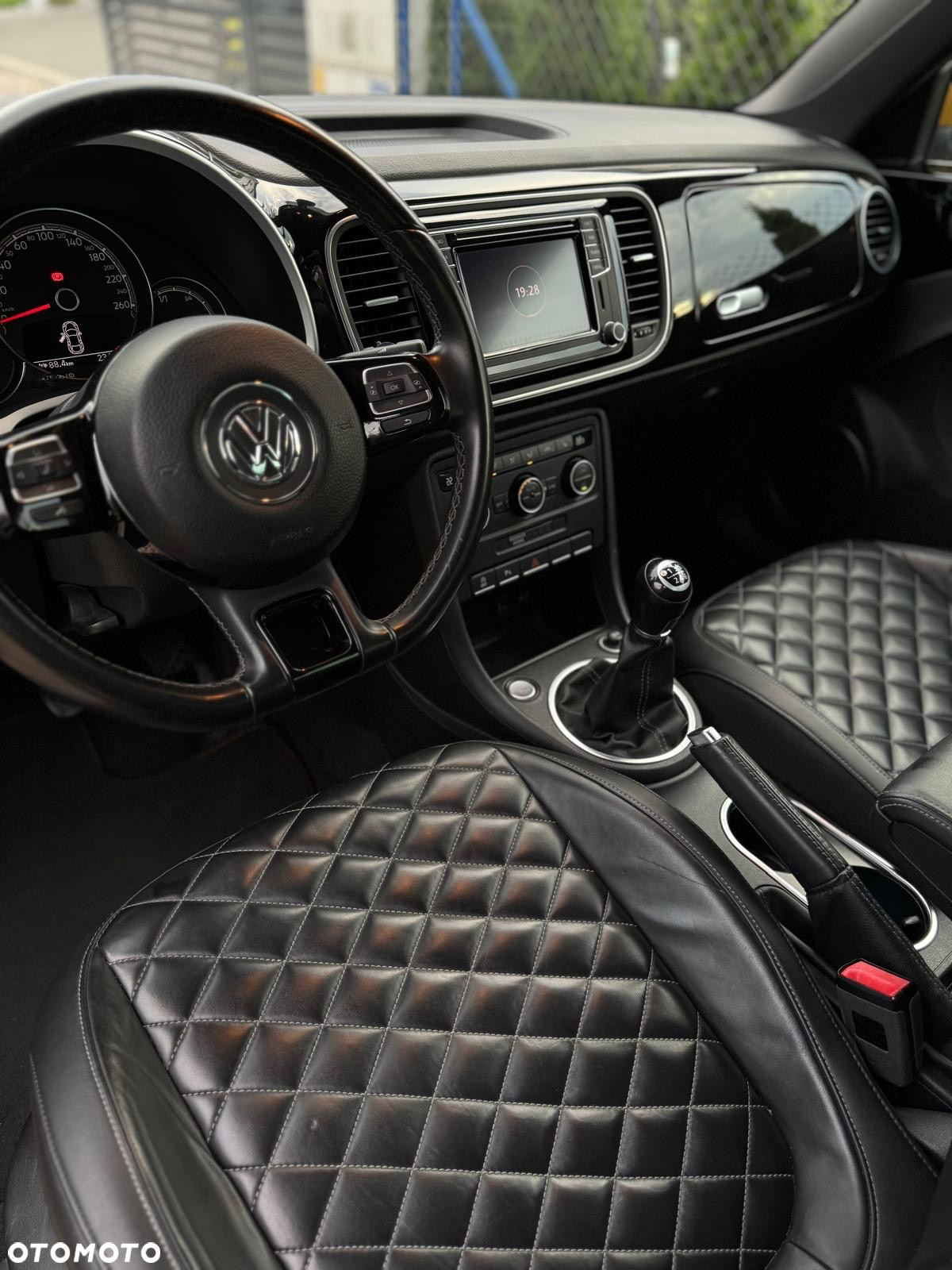 Volkswagen Beetle - 21