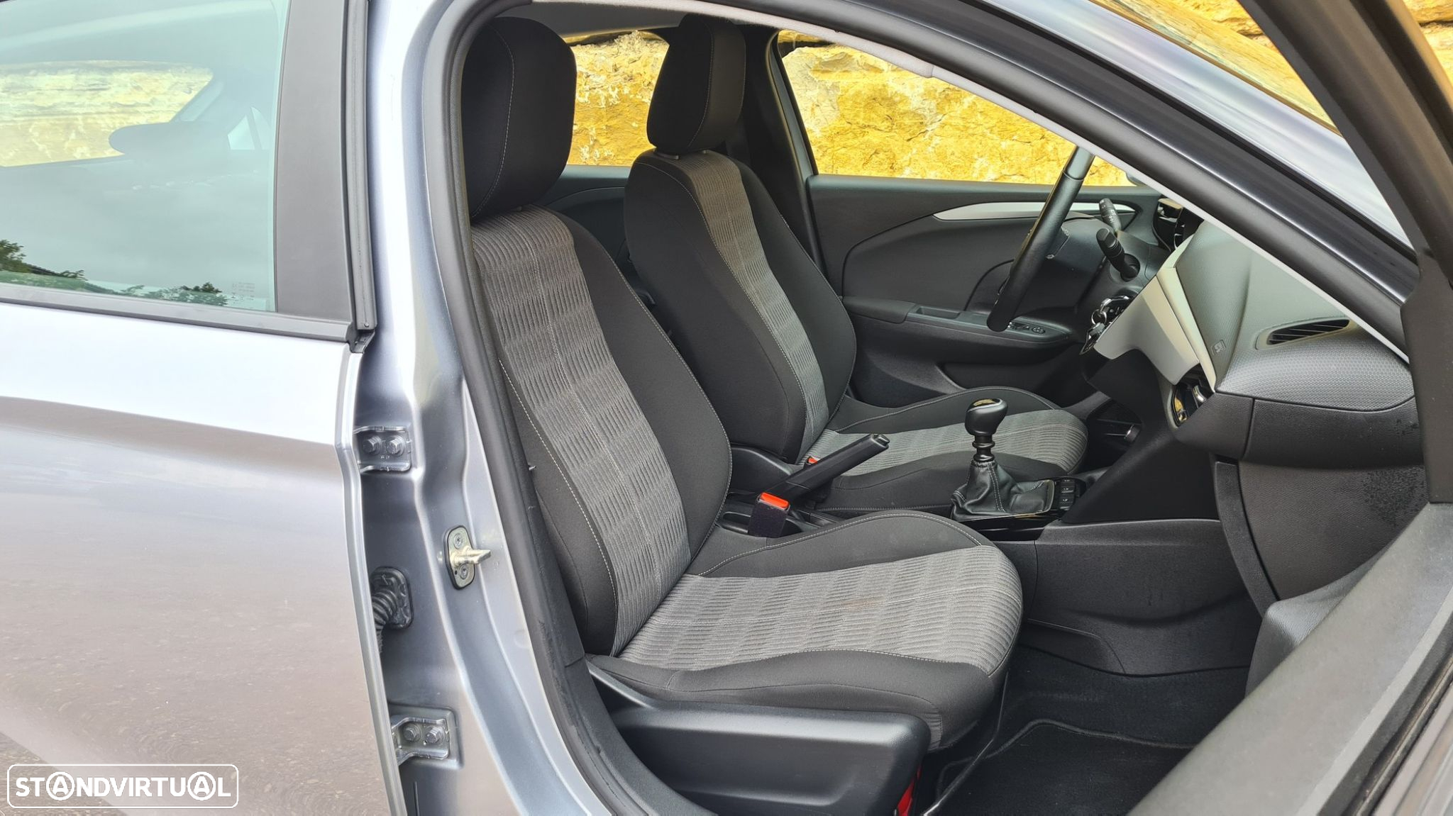 Opel Corsa 1.5 D Business Edition - 44