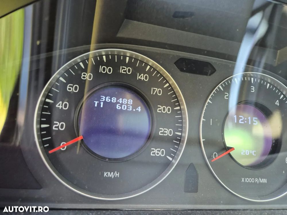 Volvo XC 60 D5 AWD Summum - 7
