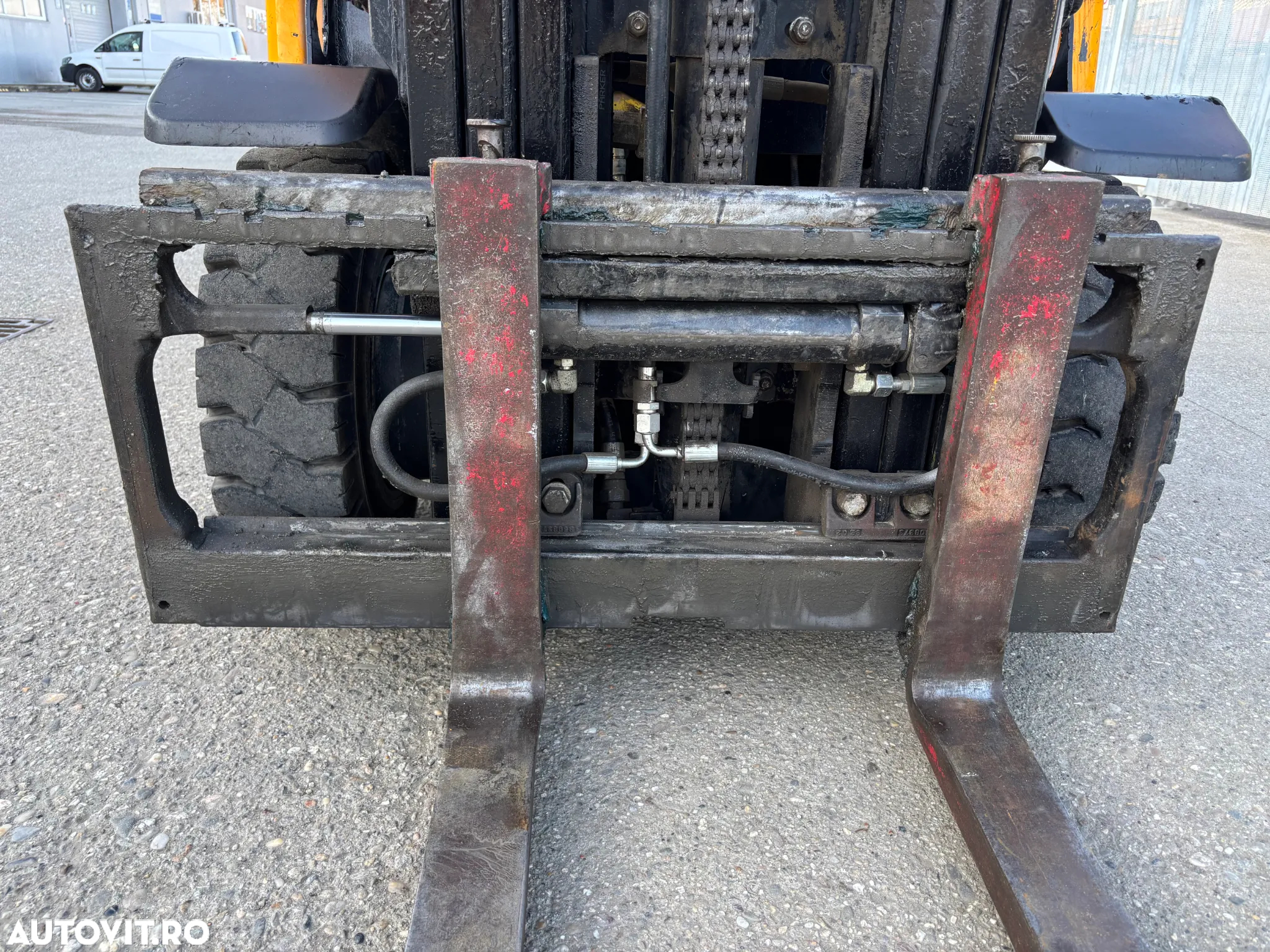 Hyster H1.8FT GPL Triplex - 5