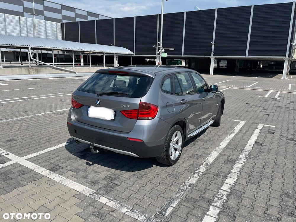 BMW X1 xDrive18d xLine - 5