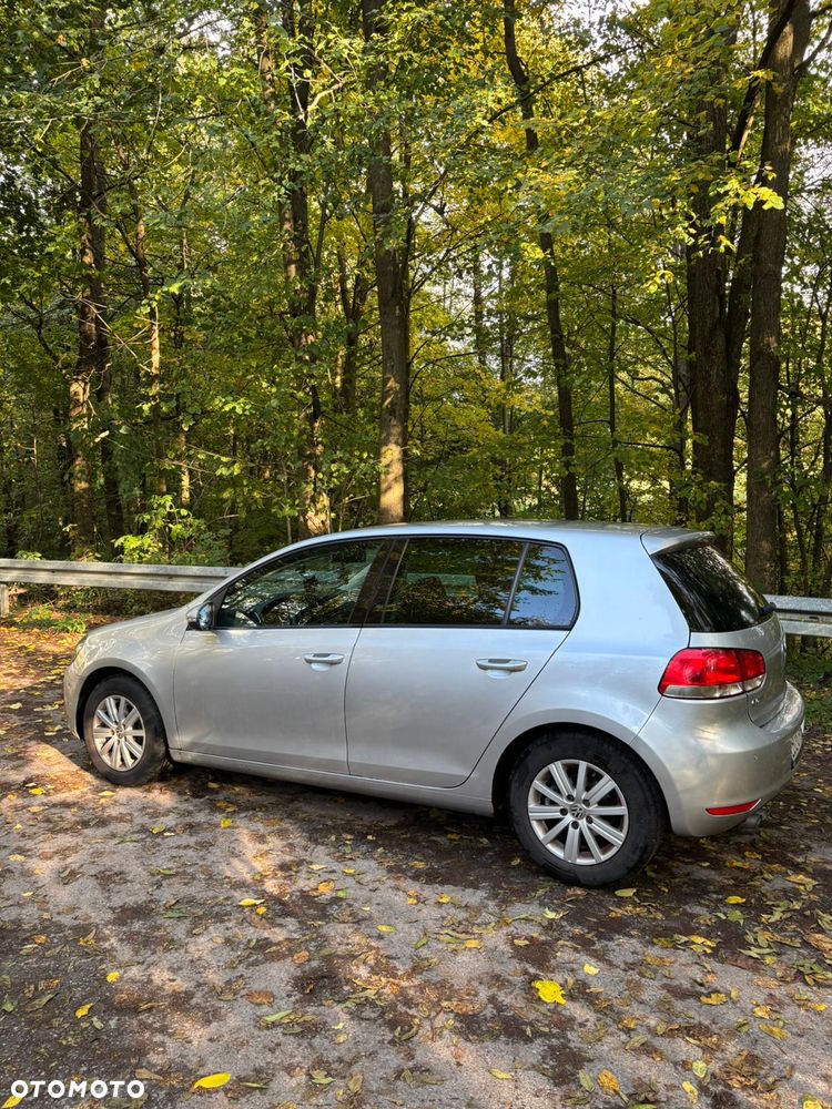 Volkswagen Golf - 8