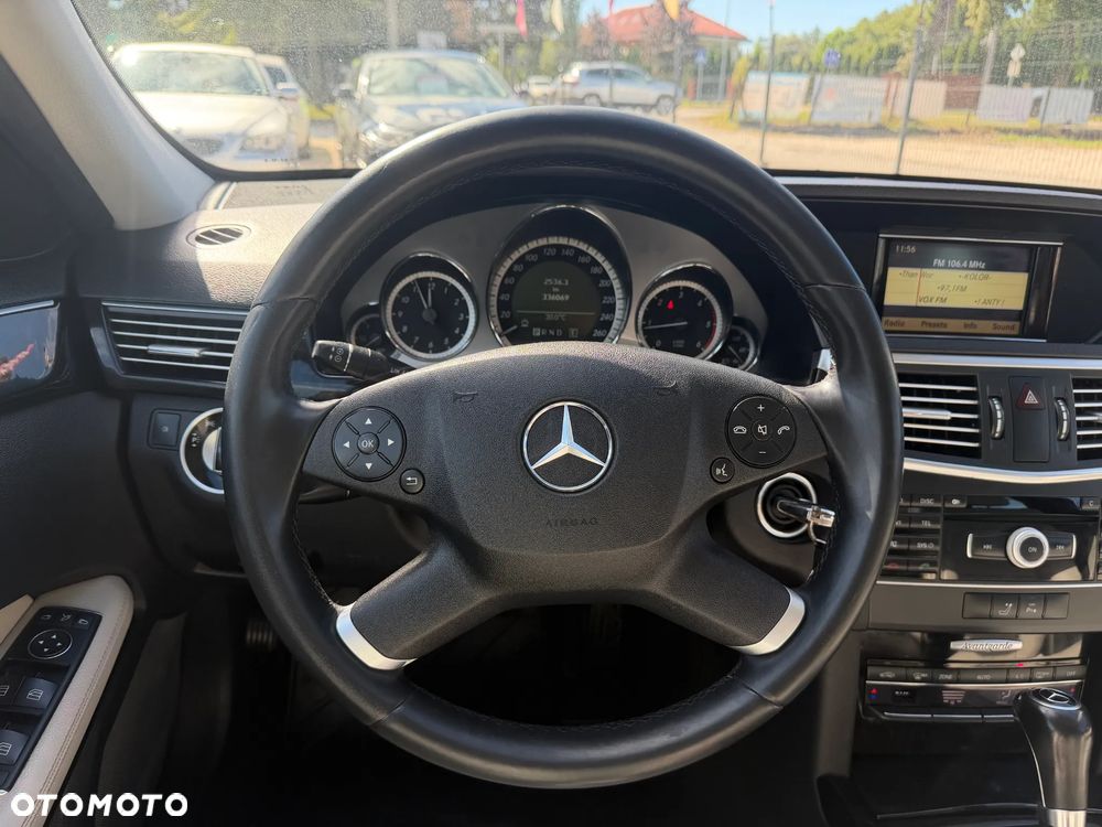 Mercedes-Benz Klasa E 220 BlueTEC 7G-TRONIC Avantgarde - 36
