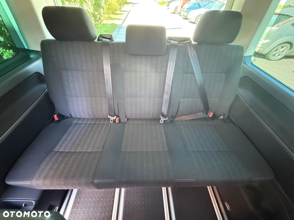 Volkswagen Multivan 2.0 TDI L1 Comfortline 4Motion - 19