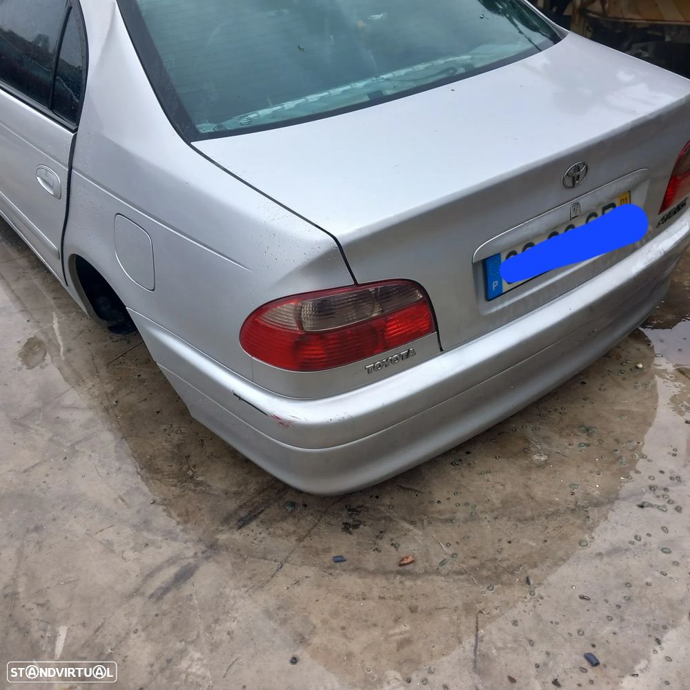 Mala para choques e farolins toyota avensis - 1