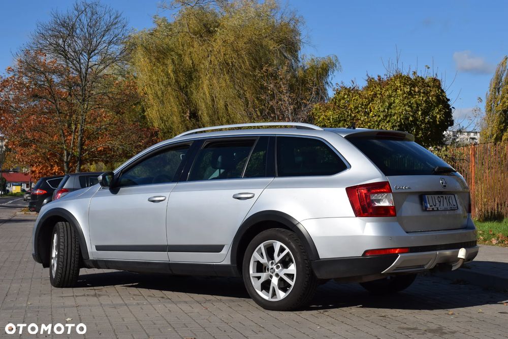 Skoda Octavia Scout 2.0 TDI 4x4 - 33