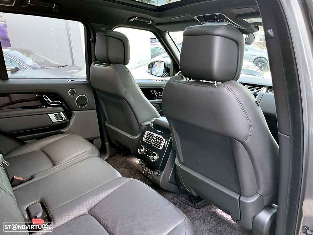 Land Rover Range Rover P400e Plug-in Vogue - 36