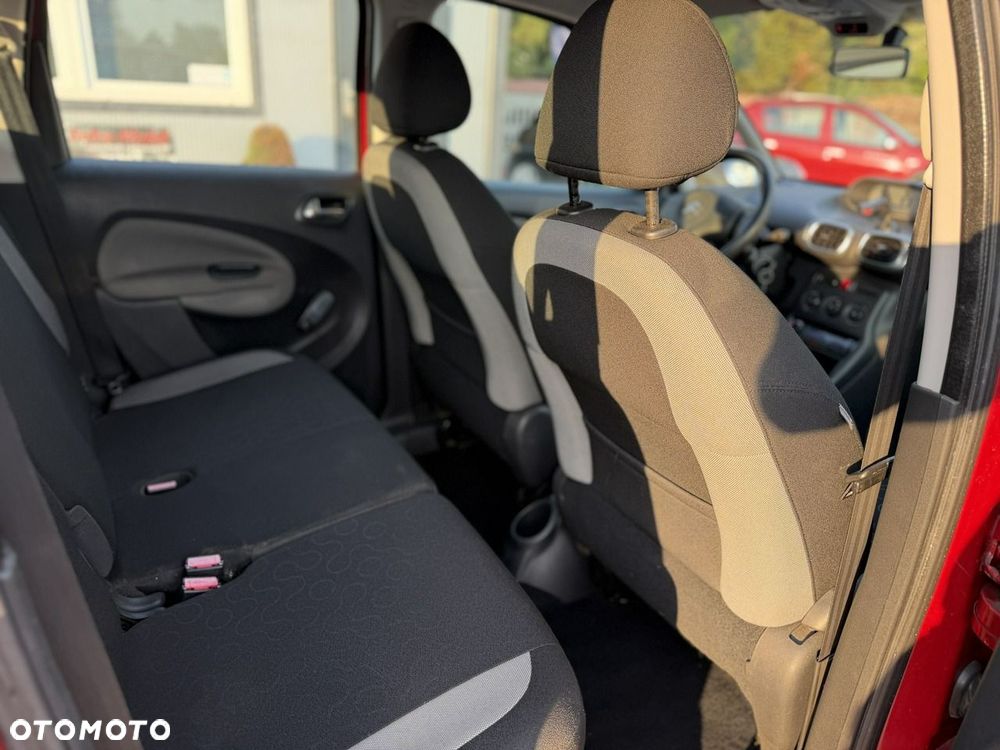 Citroën C3 Picasso 1.4i Attraction - 21