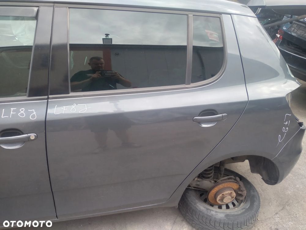 Skoda Fabia II Lift Drzwi Tył Tylnie Lewe LF8J - 1