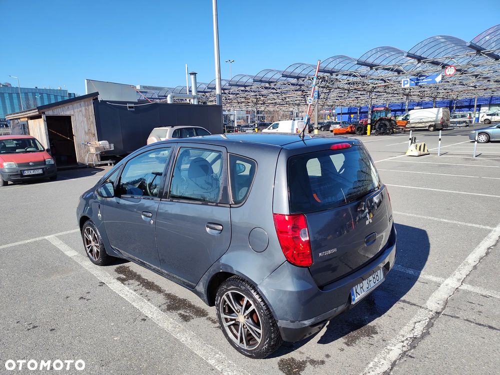 Mitsubishi Colt 1.3 Invite - 1