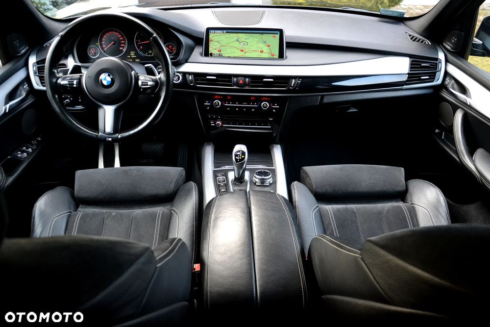 BMW X5 M M50d - 17
