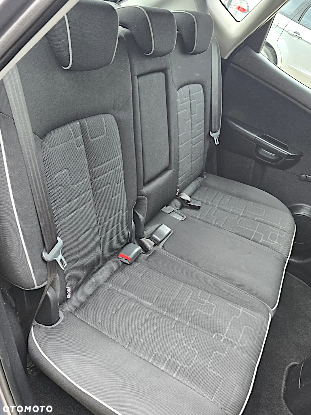 Kia Venga 1.4 L - 35