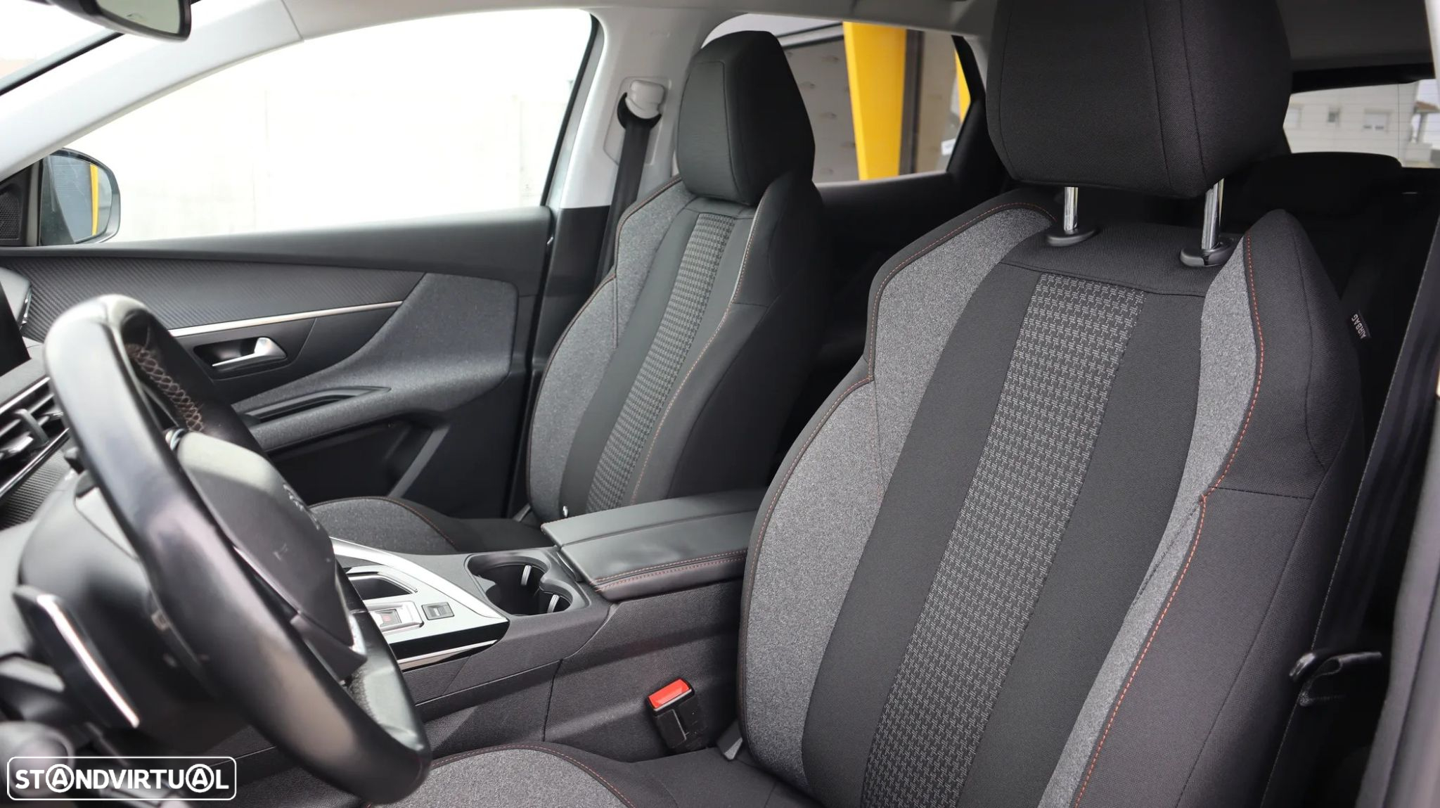 Peugeot 3008 1.6 BlueHDi Style EAT6 - 8
