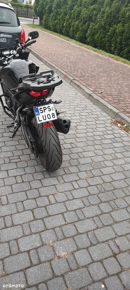 Yamaha FZ8 - 5