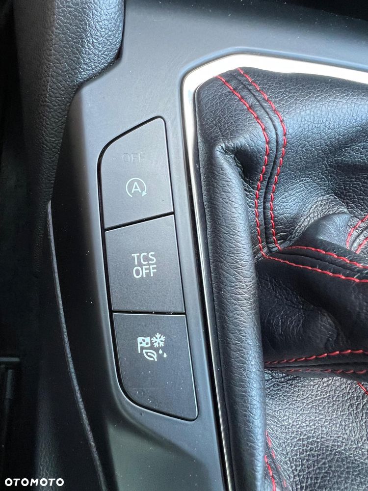 Ford Focus 1.0 EcoBoost Start-Stopp-System ST-LINE STYLE - 26