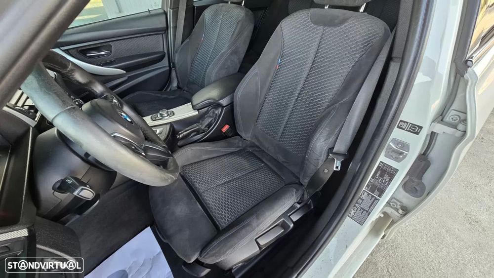 BMW 320 d xDrive Pack M Auto - 12