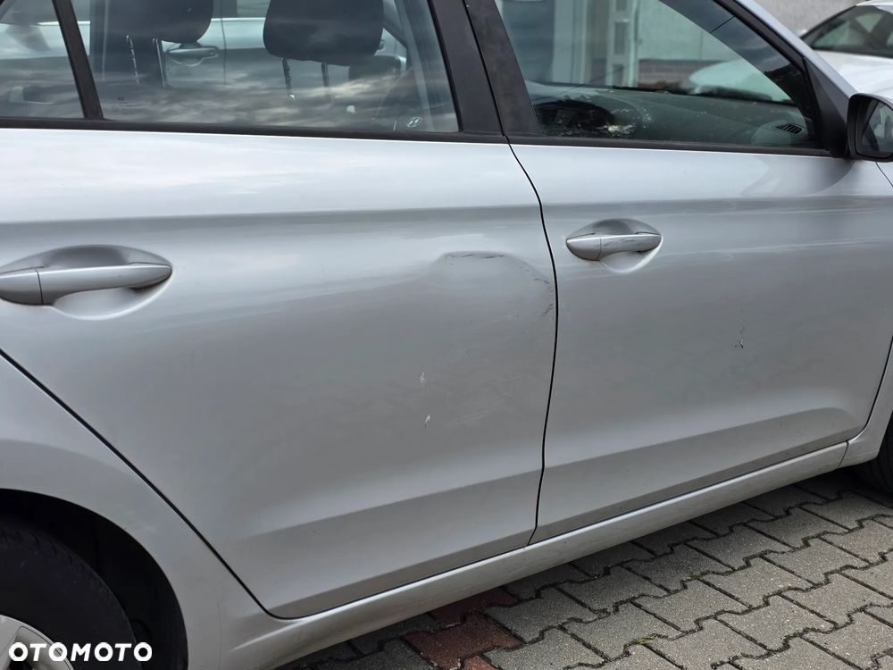 Hyundai i20 blue 1.2 Classic - 8