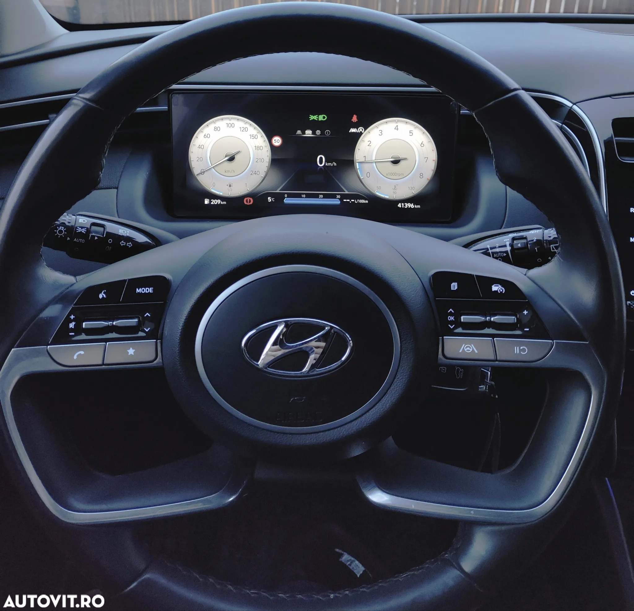 Hyundai Tucson 1.6 l 150 CP 2WD 6MT Style+ - 12