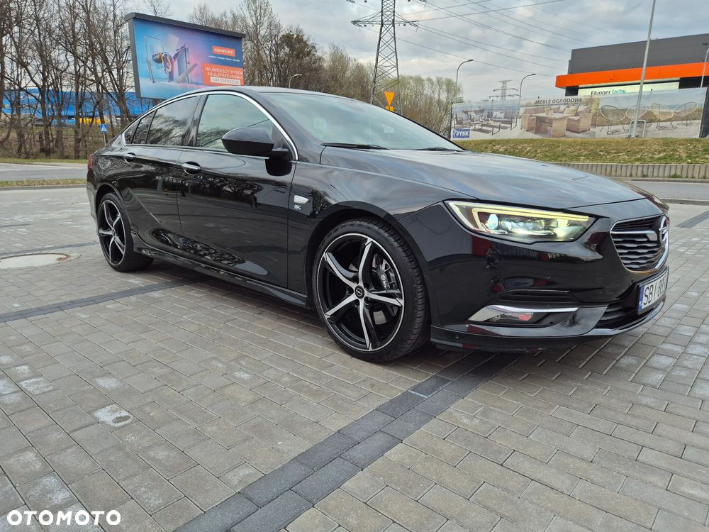Opel Insignia 2.0 T 4x4 GSi S&S - 5