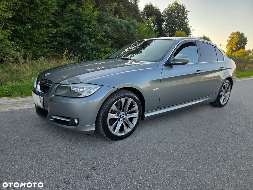 BMW Seria 3 318d - 11
