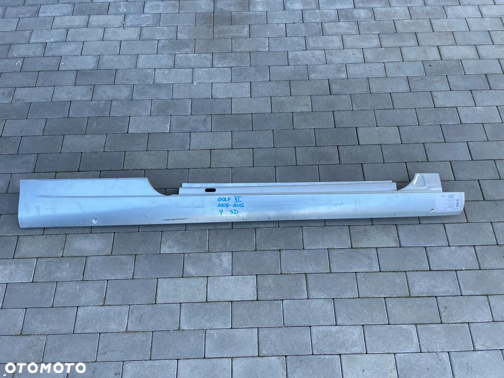 PRÓG PRAWY, REPERATURKA VW GOLF VI  2008-2012 - NOWY 3D - 1