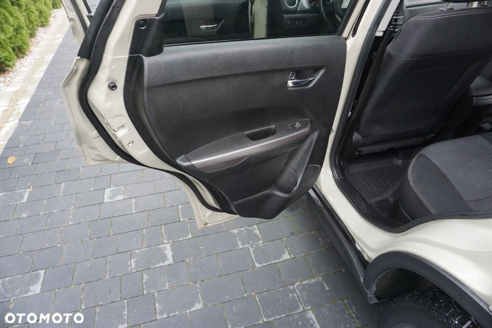 Suzuki Vitara 1.4 Boosterjet Premium 2WD - 14