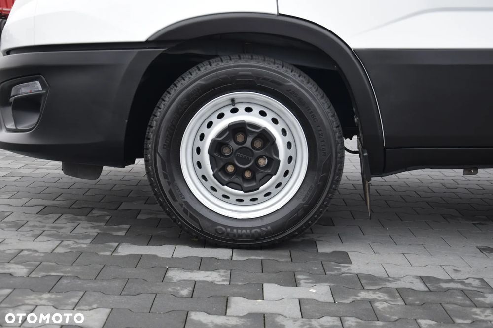 Iveco DAILY 35S12 / 2.3 - 120 KM / DOSTAWCZE / BLASZAK / KLIMA / TEMPOMAT / KLIMA / TRYB CITY / SERWISOWANY / SPROWADZONY Z NIEMIEC - 13