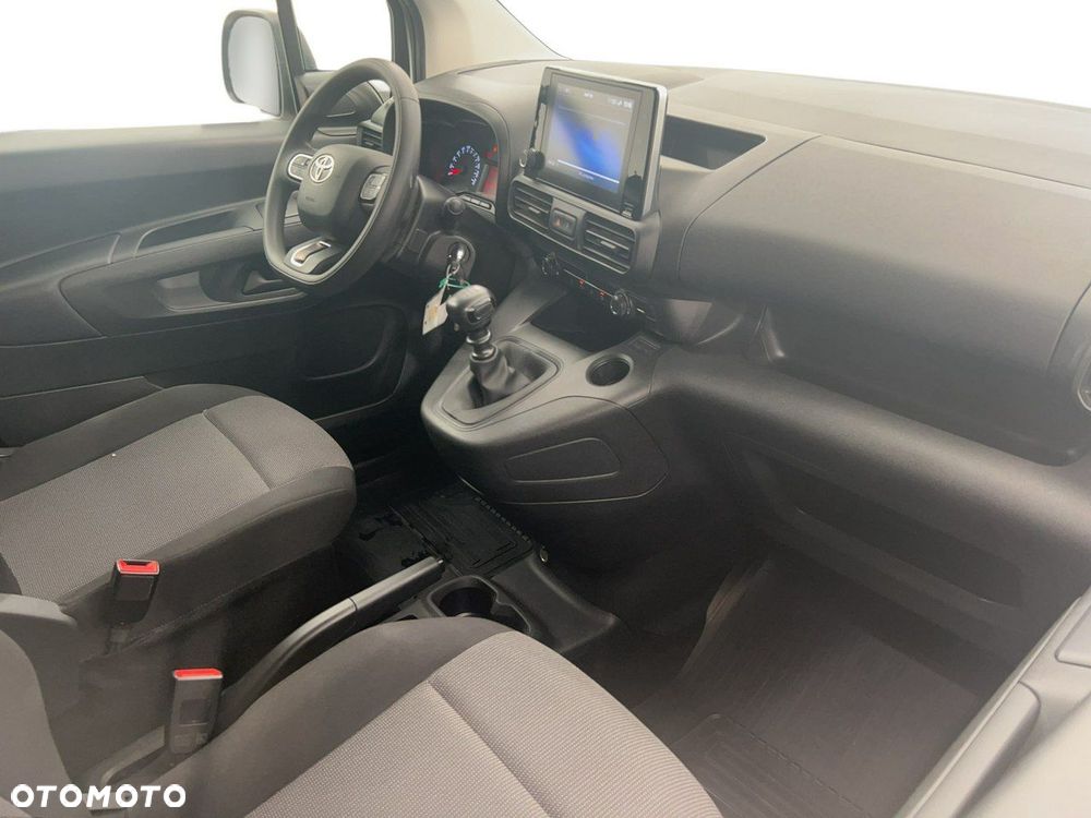Toyota Proace City - 14