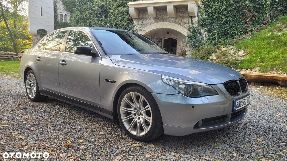 BMW Seria 5 520i - 3