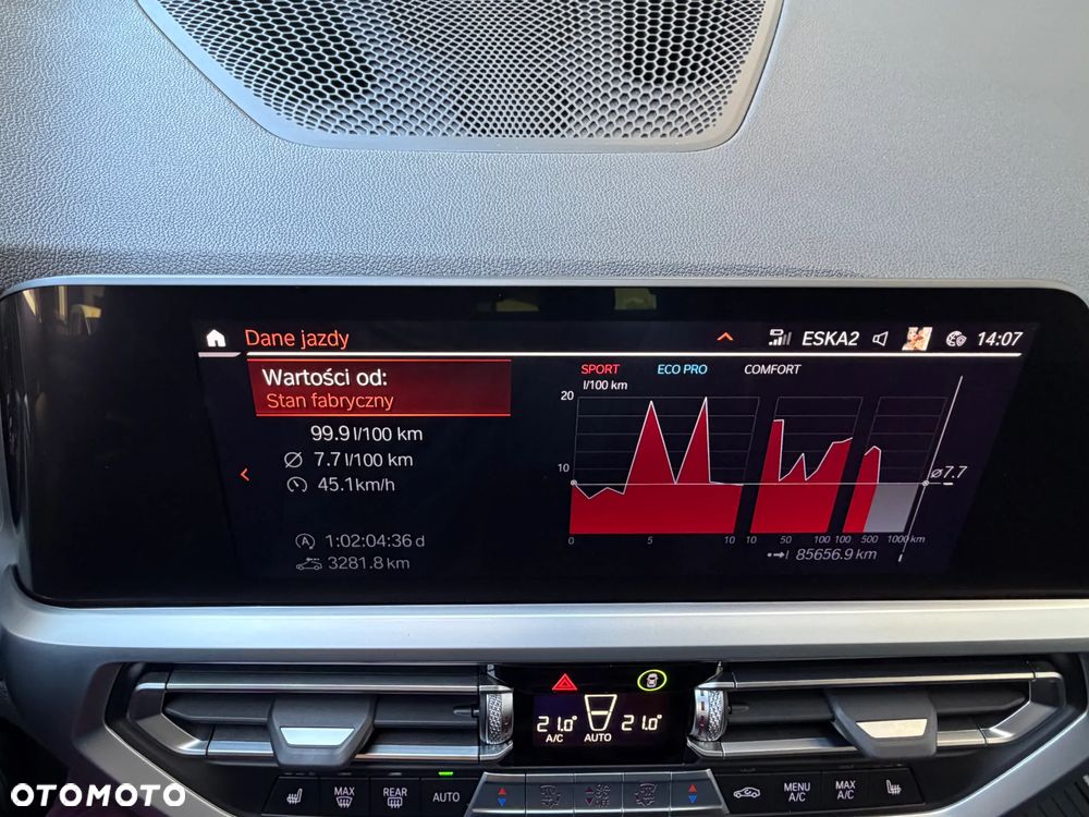 BMW Seria 3 330i - 30