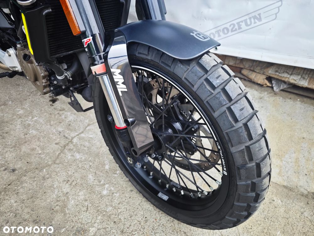 Husqvarna Svartpilen - 8