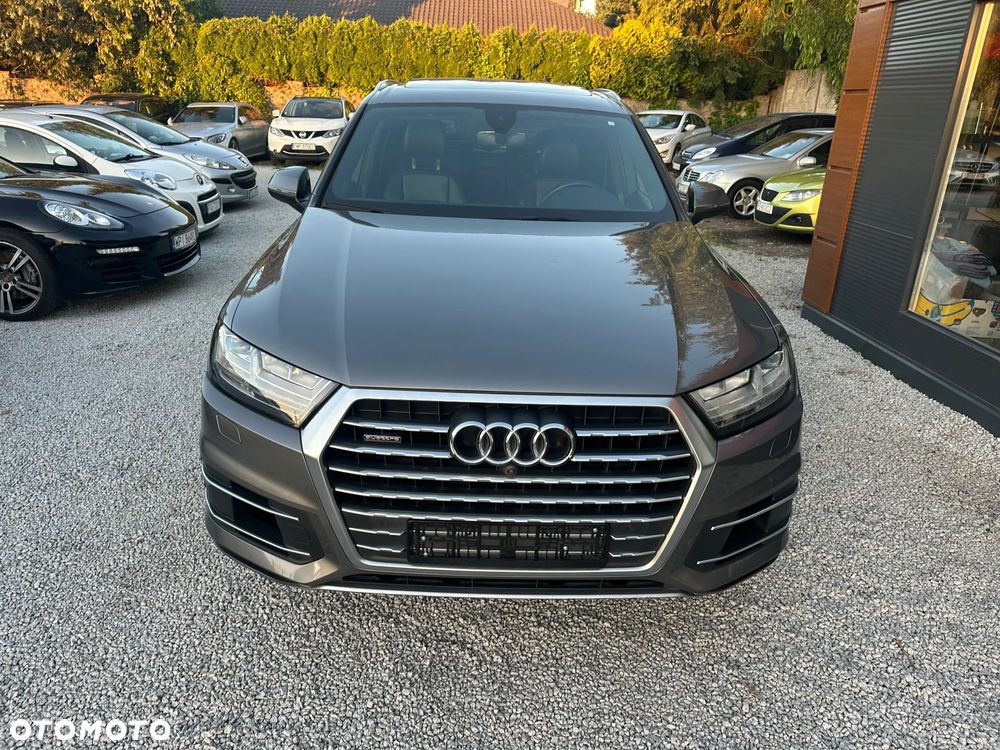 Audi Q7 3.0 TFSI Quattro Tiptronic - 6