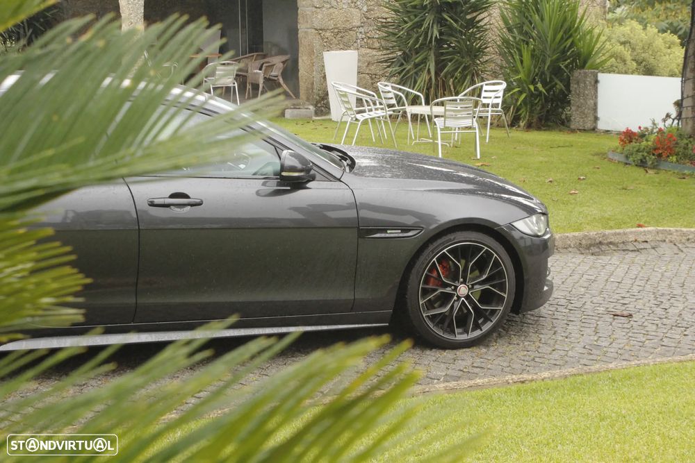 Jaguar XE 2.0 D R-Sport Aut. - 7