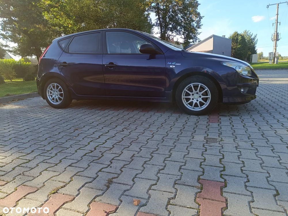 Hyundai i30 1.4 Blue Comfort - 11