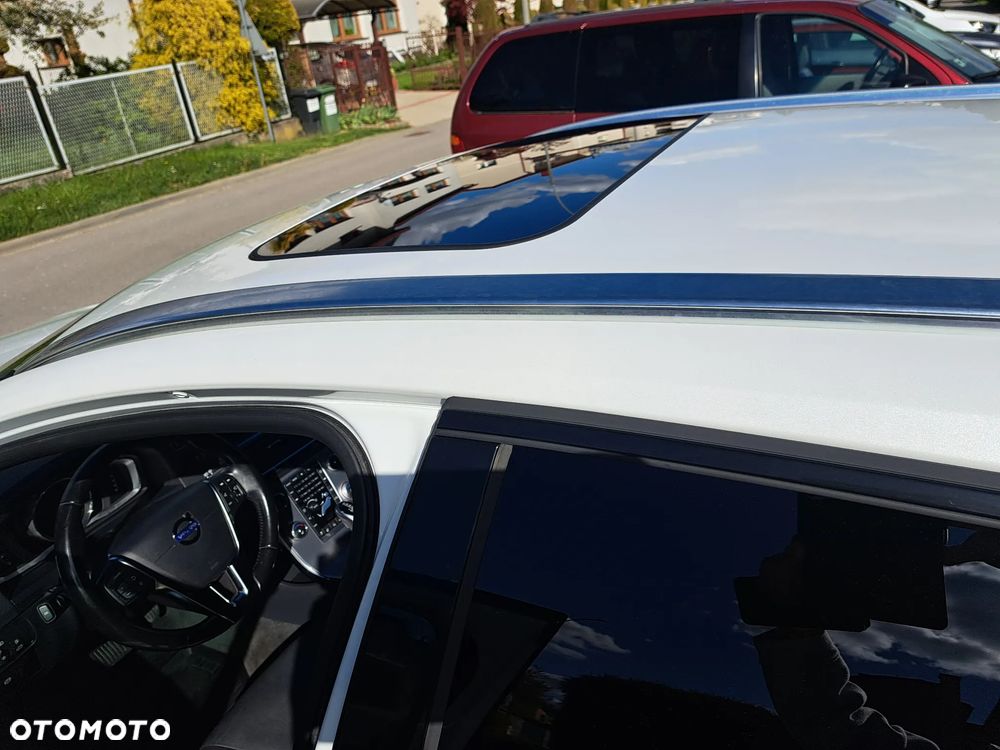 Volvo V60 Cross Country - 3