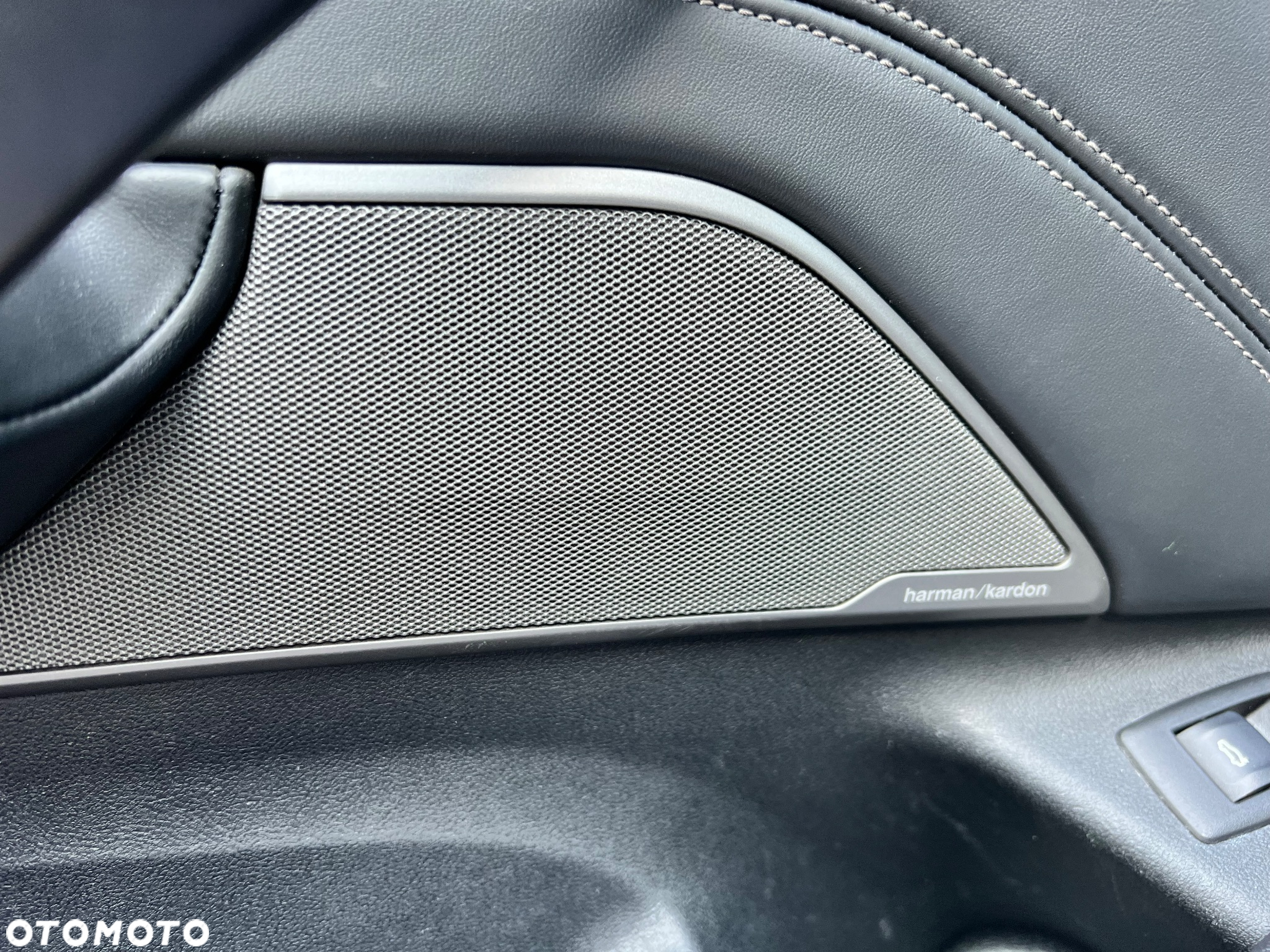 BMW Seria 5 M550d xDrive - 27