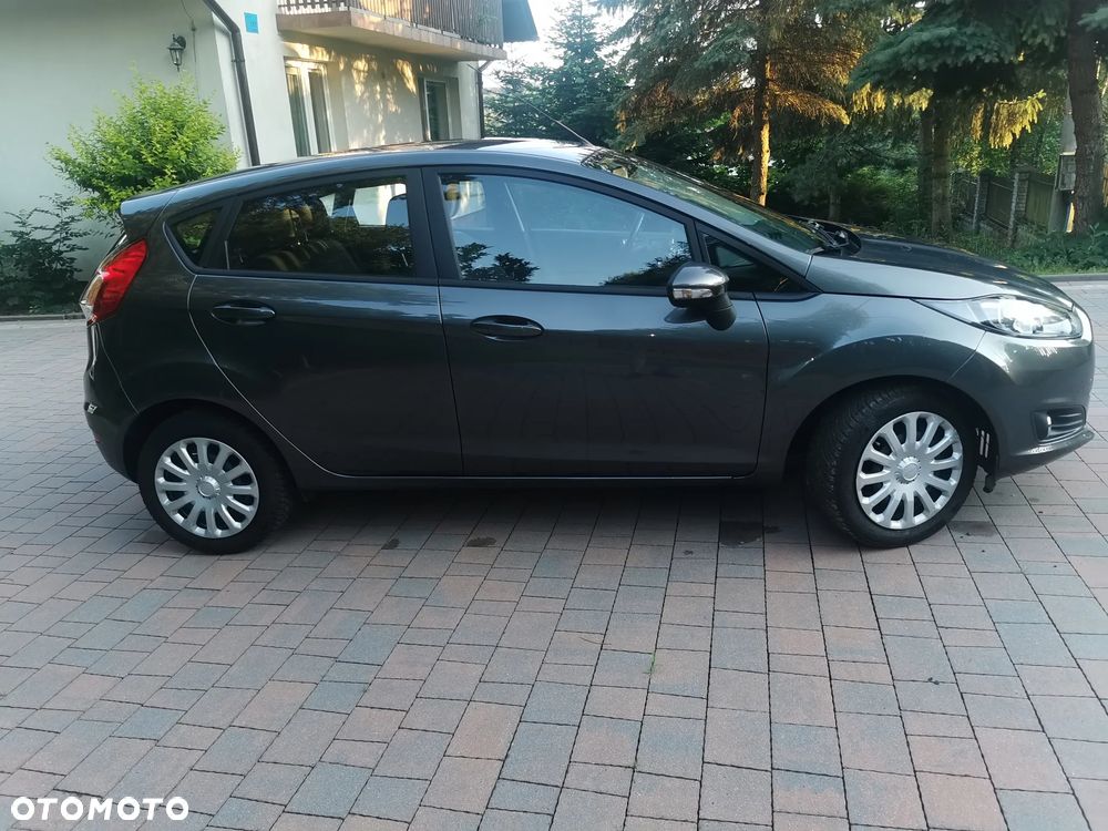 Ford Fiesta 1.4 Ghia - 4