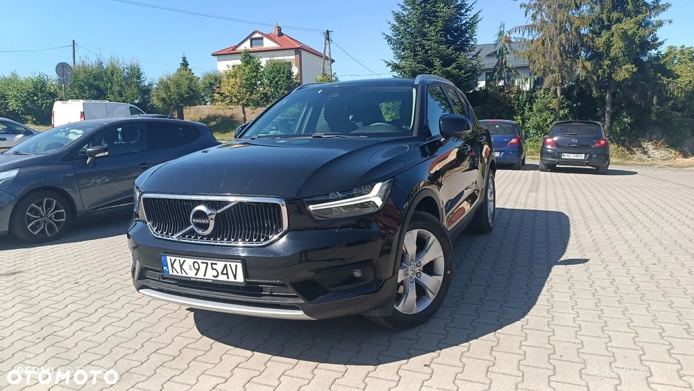 Volvo XC 40 D3 AWD Momentum Pro - 1