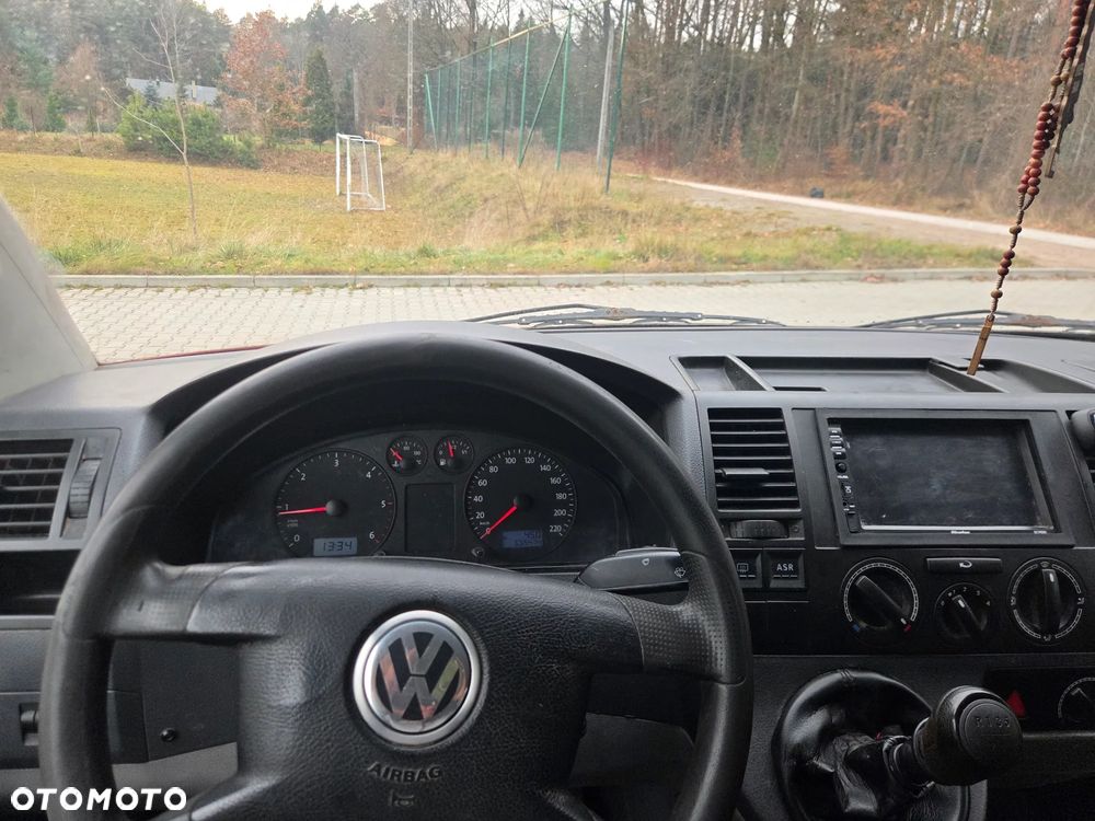 Volkswagen Transporter - 9
