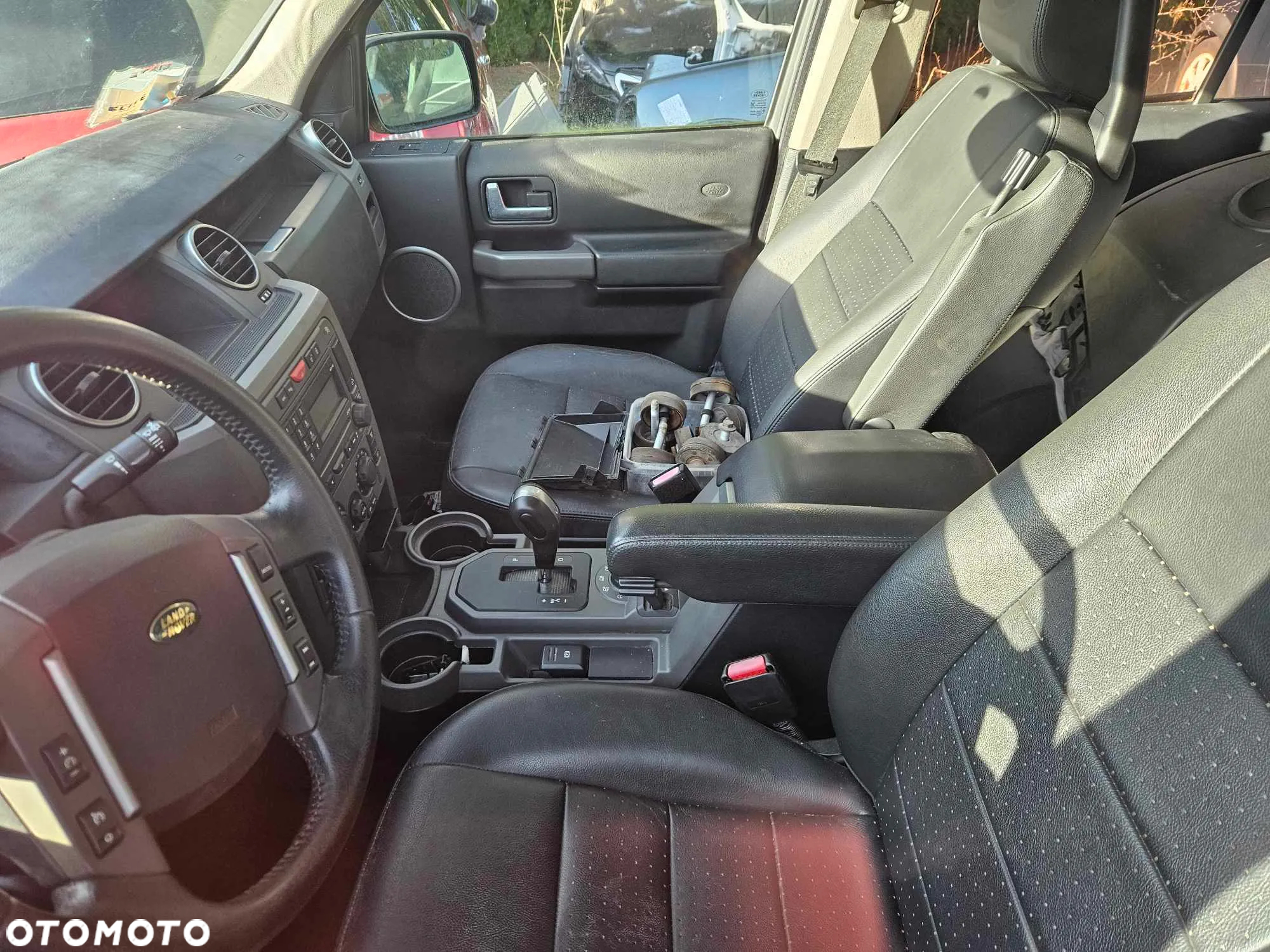 Land Rover Discovery IV 2.7D V6 HSE - 5