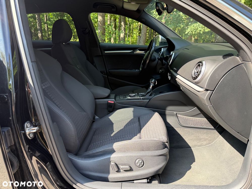 Audi A3 Sportback 2.0 TDI clean diesel Quattro Ambiente S tronic - 10