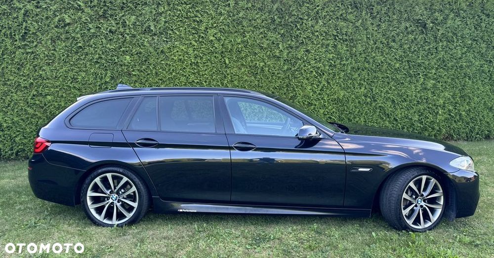 BMW Seria 5 M550d xDrive - 11