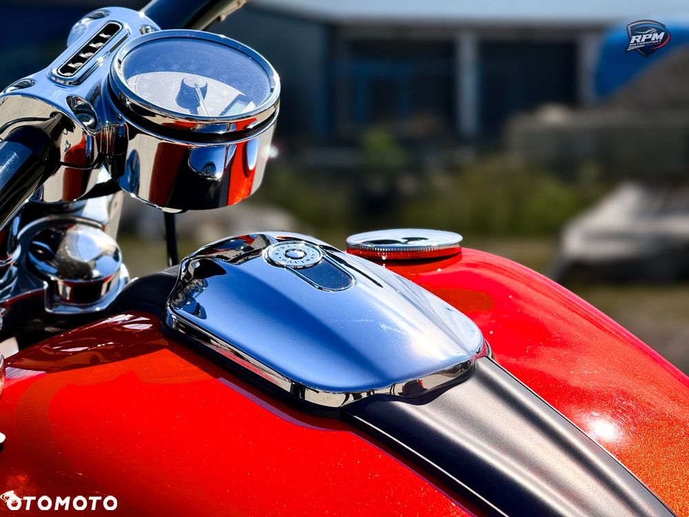 Harley-Davidson FXSB Breakout - 12