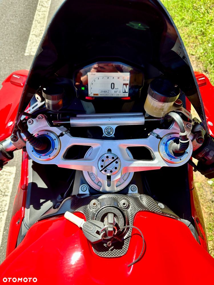 Ducati Panigale 1299 - 12