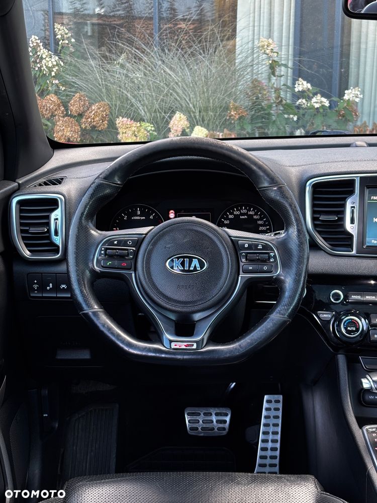 Kia Sportage 2,0 CRDI AWD GT Line - 17