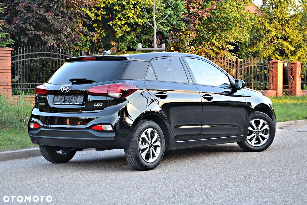 Hyundai i20 1.2 GO - 15
