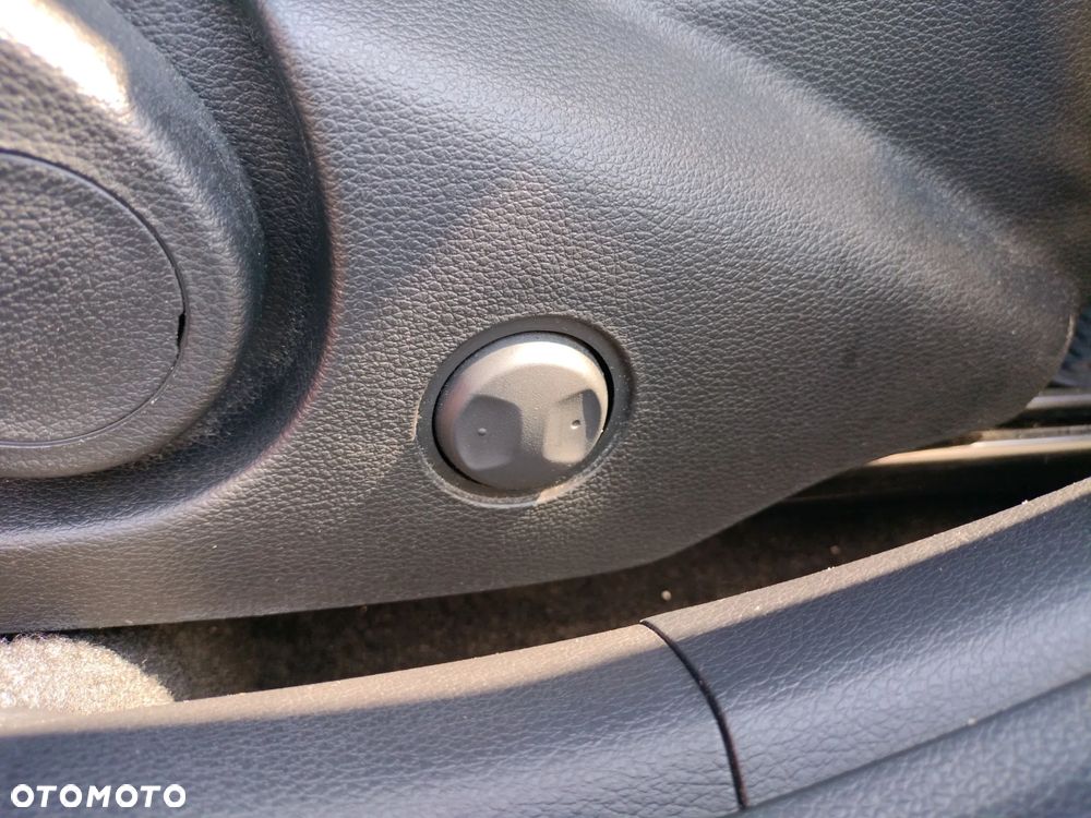 Kia XCeed 1.5 T-GDI L Business Line DCT - 24