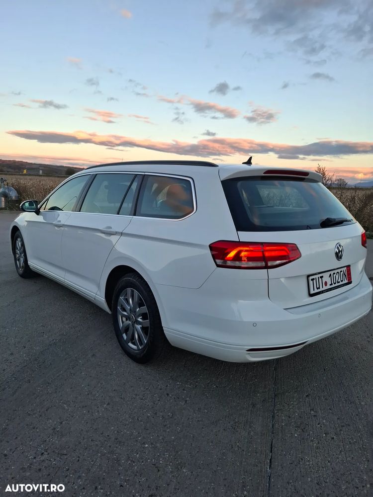 Volkswagen Passat Variant 1.6 TDI (BlueMotion Technology) DSG Comfortline - 4