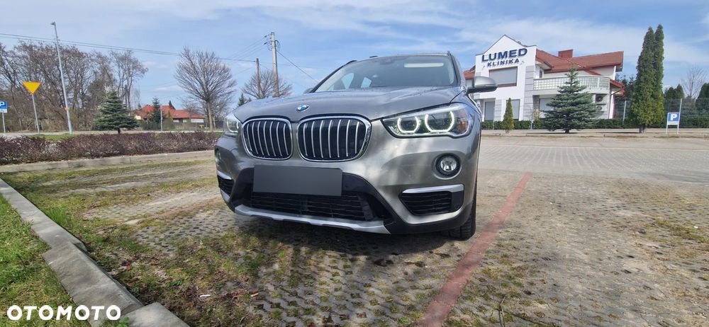 BMW X1 xDrive25d Sport Line - 2